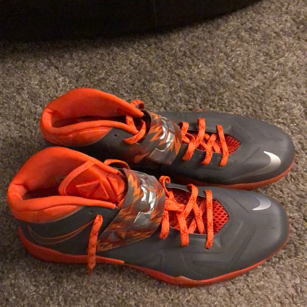 NWOT Nike Lebron Zoom Soldier VII Men's Size 14